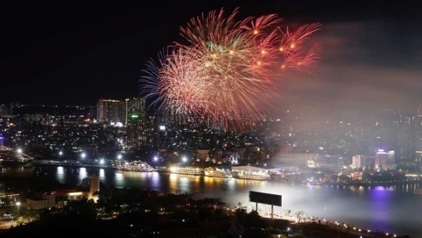 Fireworks light up Ho Chi Minh City skies on Reunification Day