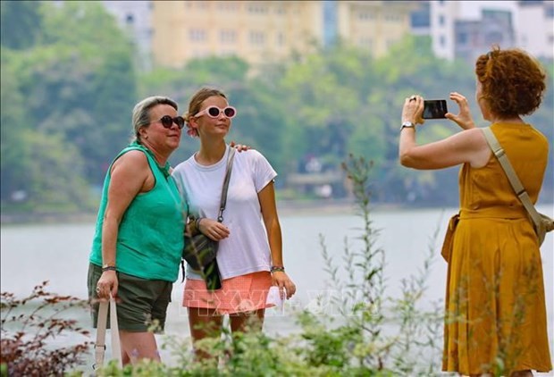 Vietnam posts 271.4 trillion VND in four-month tourism revenue | Travel | Vietnam+ (VietnamPlus)