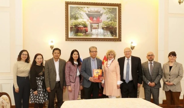 Vietnam, Russia seek joint literate, art projects: Ambassador Vietnam, Russia seek joint literate, art projects: Ambassador