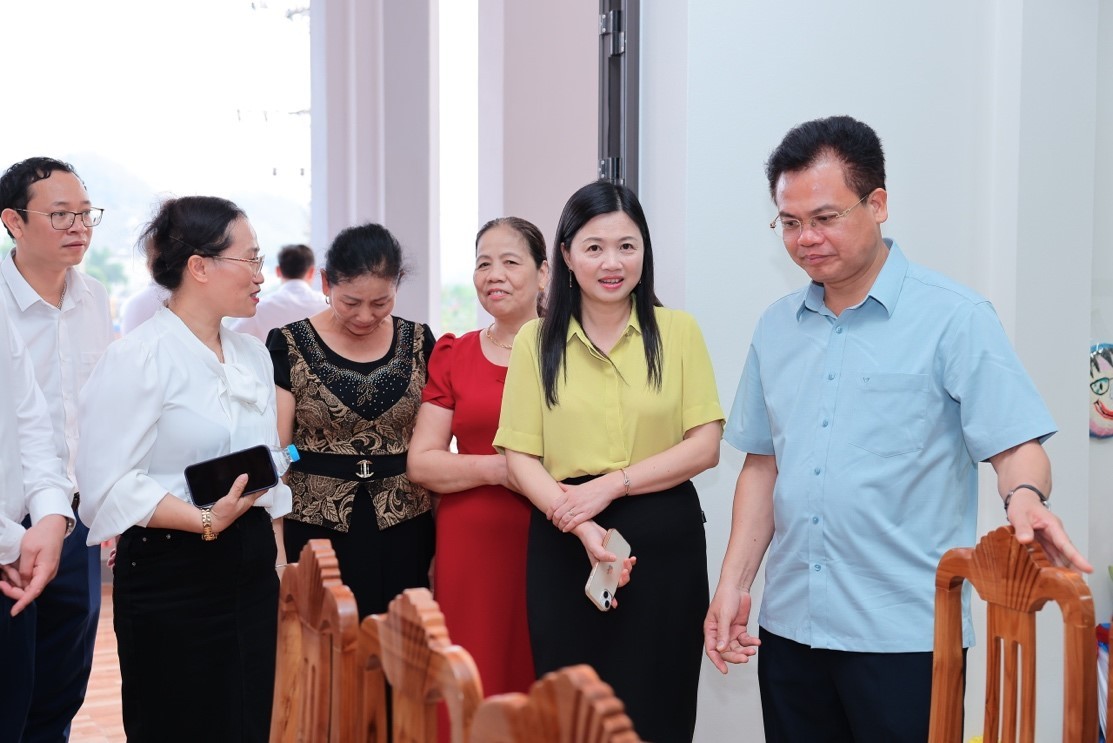 Son La City organized series of activities to honor the 3rd Vietnam book and reading culture day Son La City organized series of activities to honor the 3rd Vietnam book and reading culture day