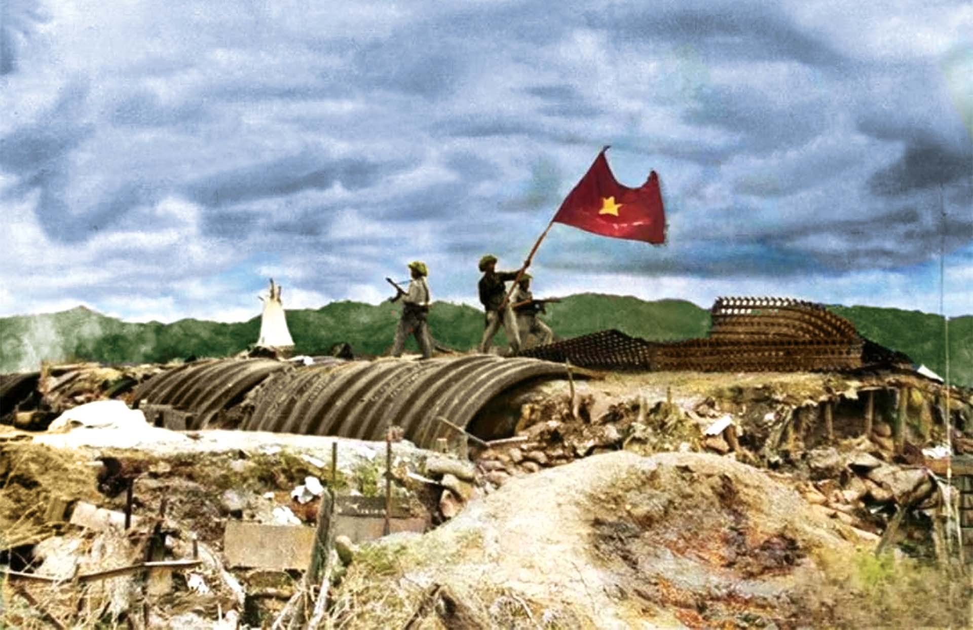 The flag “Determined to fight, Determined to win” on the roof of the General De Castries’ bunker on May 7, 1954. The flag “Determined to fight, Determined to win” on the roof of the General De Castries’ bunker on May 7, 1954.