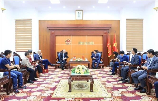 Lai Chau welcomes Canadian Ambassador to promote stronger cooperation