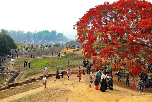 Dien Bien’s historical relic sites flooded with tourists: Provincial Department