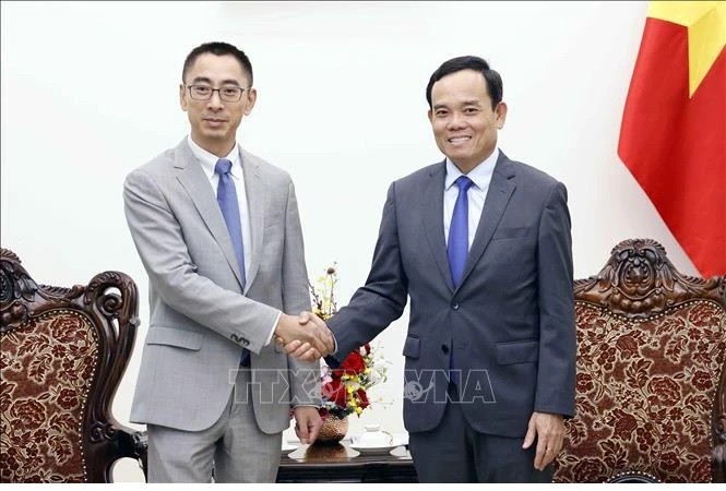 Deputy PM Tran Luu Quang receives Vice President of Huawei Asia Pacific Deputy PM Tran Luu Quang receives Vice President of Huawei Asia Pacific