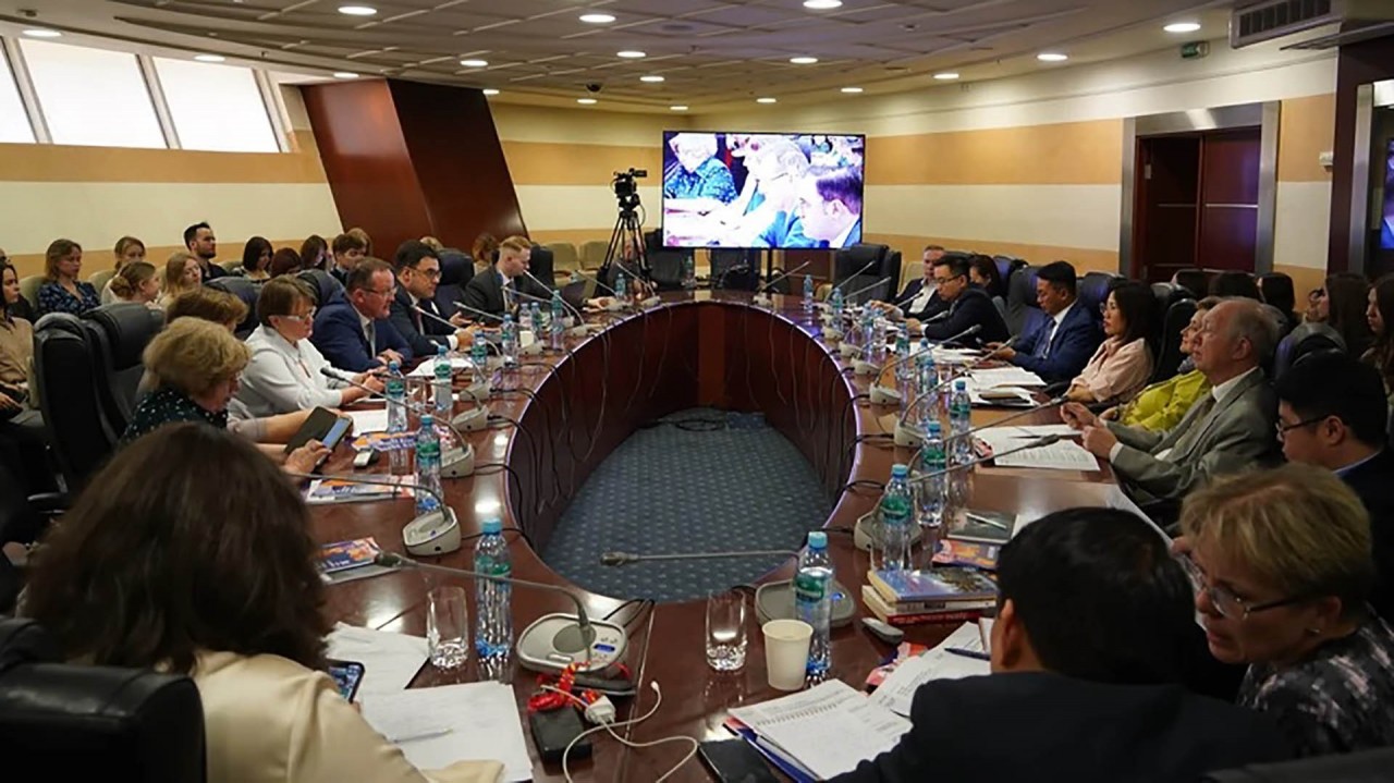 Diplomacy of "Vietnamese bamboo tree" gains interest from Russian scholars