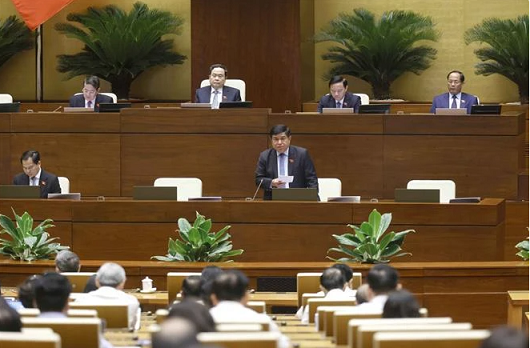 Legislators propose extension of VAT rate cut