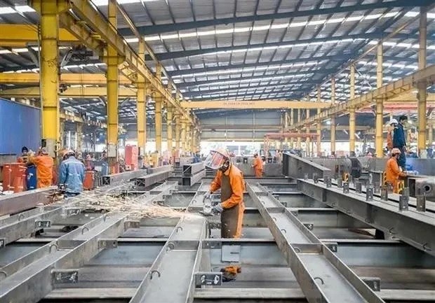 Bright spots abound, national economy expected to stay on a roll