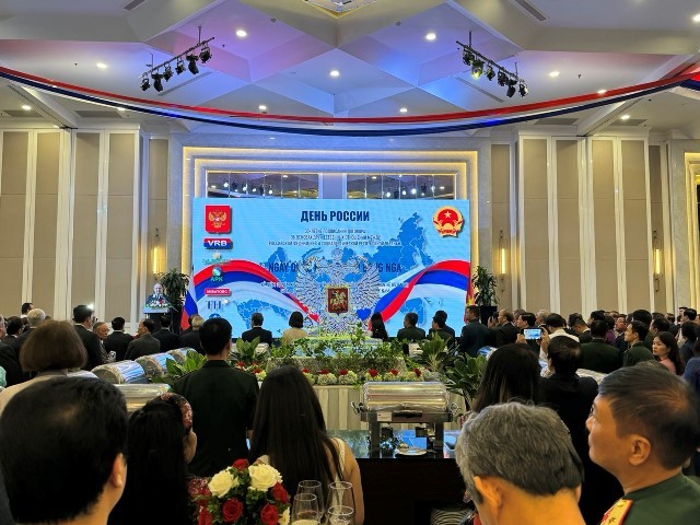 Celebration of Russia Day and 30th anniversary of Treaty on Principles of Vietnam-Russia Friendly Relations Celebration of Russia Day and 30th anniversary of Treaty on Principles of Vietnam-Russia Friendly Relations
