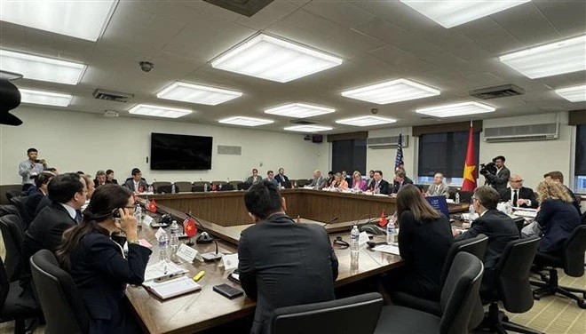 First Vietnam-US Economic Dialogue held