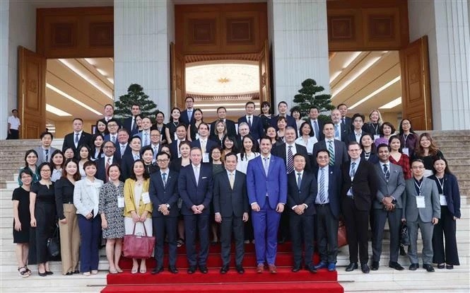 Deputy PM Tran Luu Quang receives Chairman of the EU-ASEAN Business Council