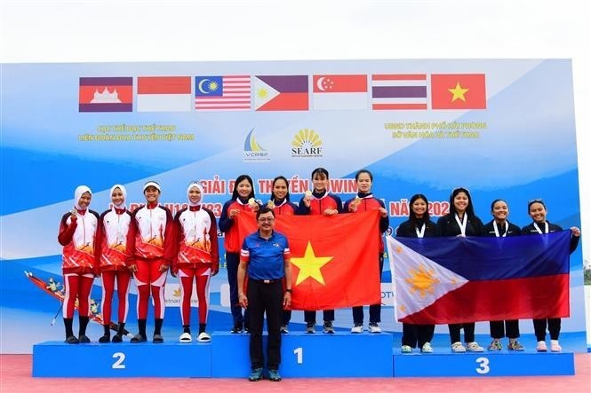 Vietnamese athletes win gold medal in the U19 Women's Coxed Four. (Photo: VNA)