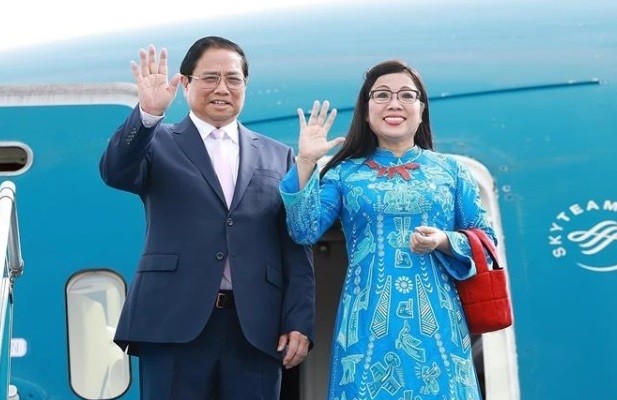 PM Pham Minh Chinh leaves for official visit to RoK