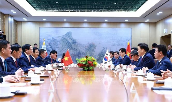 PM Pham Minh Chinh meets with RoK National Assembly Speaker Woo Won Shik