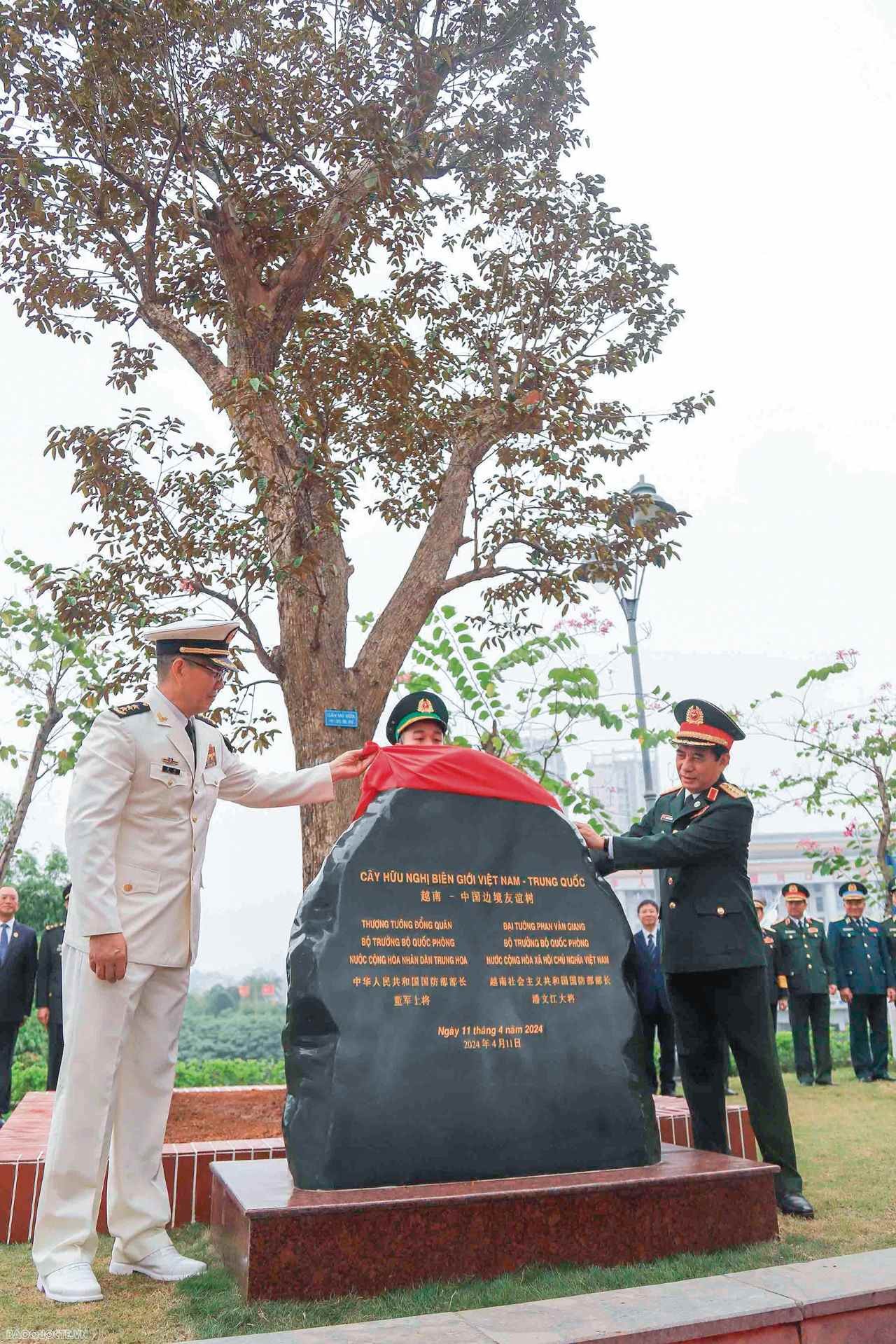 The Geneva Agreements: A valuable lesson on defense and security external affairs in the new context