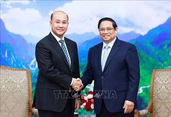 PM receives mass movement official of Cambodian People's Party