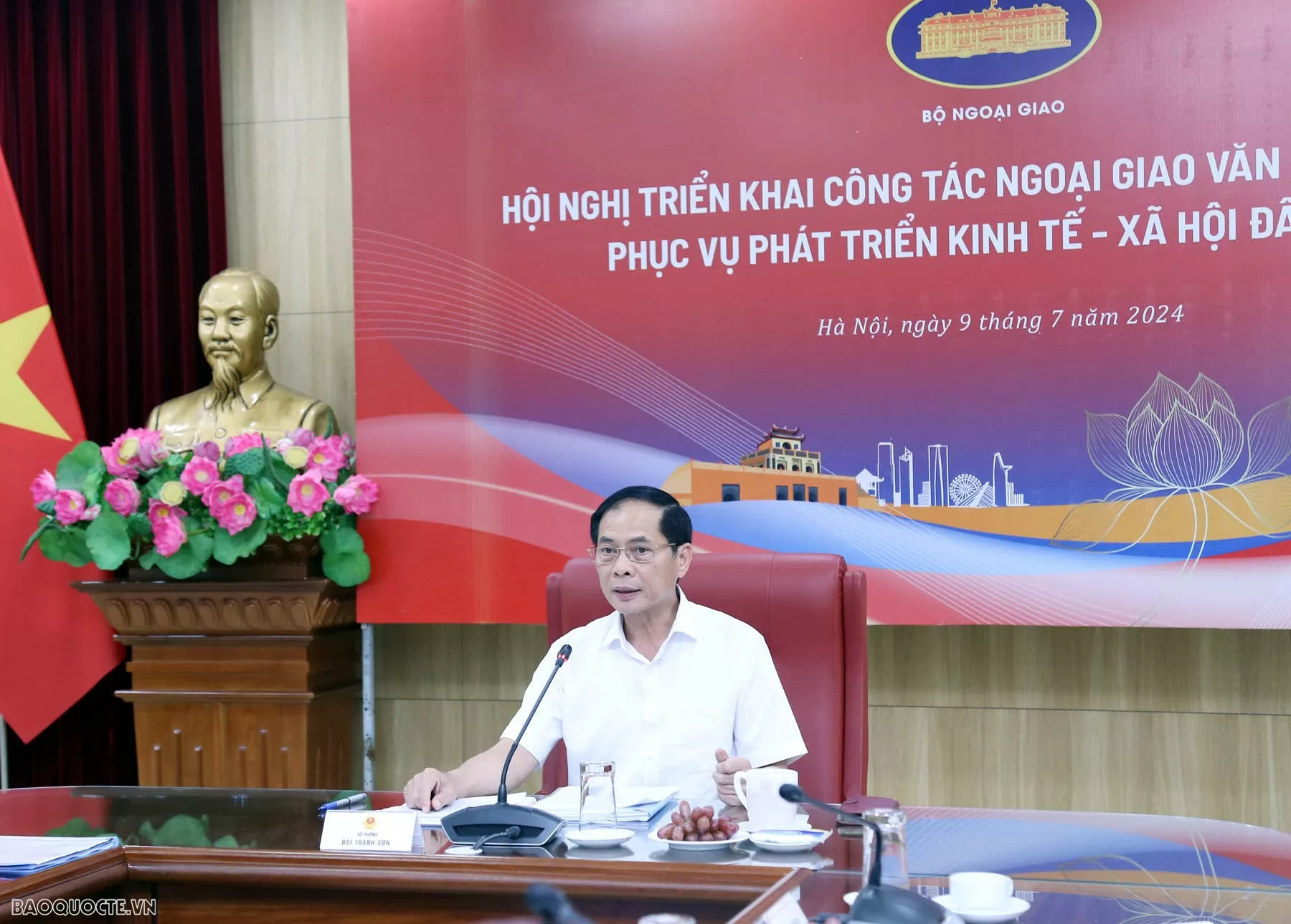 Bộ trưởng Ngoại giao Bùi Thanh Sơn chủ trì Hội nghị triển khai công tác Ngoại giao văn hóa năm 2024 Bộ trưởng Ngoại giao Bùi Thanh Sơn chủ trì Hội nghị triển khai công tác Ngoại giao văn hóa năm 2024