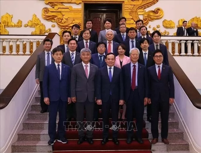Deputy PM Tran Luu Quang receives a delegation of Korean businesses in Hanoi Deputy PM Tran Luu Quang receives a delegation of Korean businesses in Hanoi