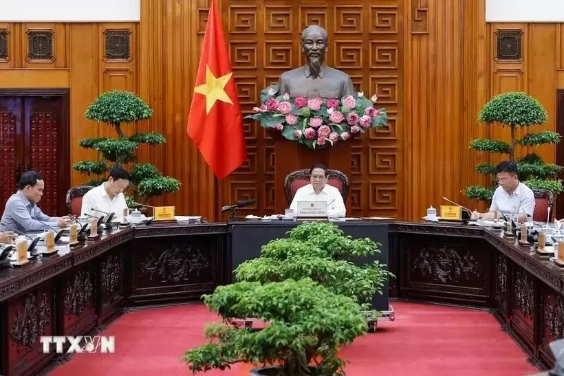 PM Pham Minh Chinh urges thorough study for North-South high-speed railway project PM Pham Minh Chinh urges thorough study for North-South high-speed railway project