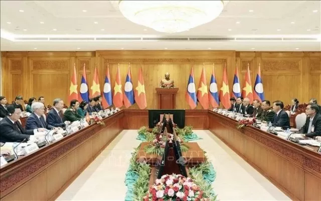 Vietnam, Laos Presidents agree to further bolster all-round cooperation Vietnam, Laos Presidents agree to further bolster all-round cooperation