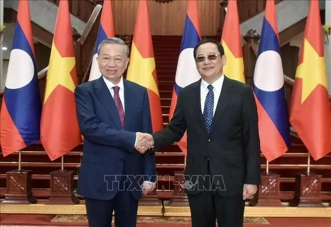 President To Lam meets Lao Prime Minister Sonexay Siphandone in Vientiane President To Lam meets Lao Prime Minister Sonexay Siphandone in Vientiane