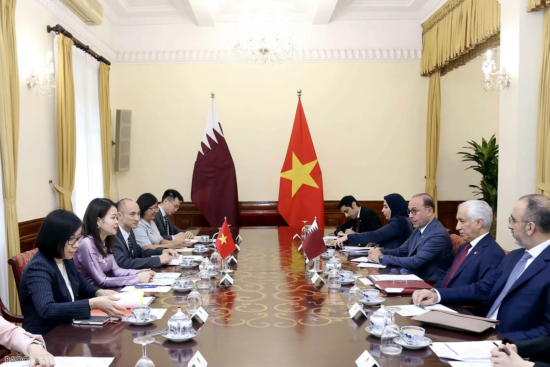 FM Bui Thanh Son receives Qatari Minister of State, lauding outcomes of political consultation FM Bui Thanh Son receives Qatari Minister of State, lauding outcomes of political consultation