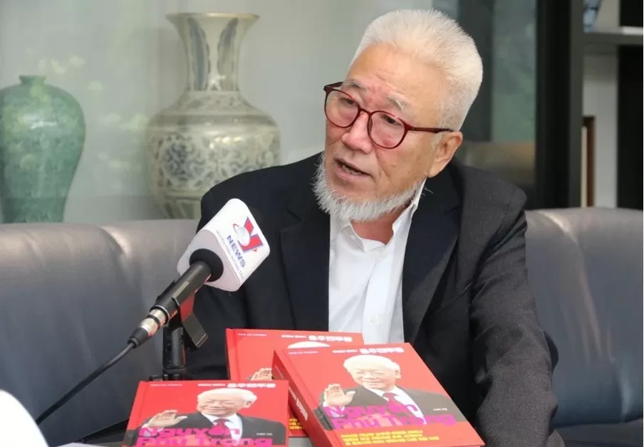 Cho Chul-hyeon, author of a book on Party General Secretary Nguyen Phu Trong published in the Republic of Korea (RoK) in May. (Photo: VNA) Cho Chul-hyeon, author of a book on Party General Secretary Nguyen Phu Trong published in the Republic of Korea (RoK) in May. (Photo: VNA)