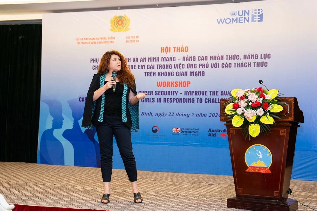 Improving the awareness and capacity for women and girls in responding to challenges in cyberspace Improving the awareness and capacity for women and girls in responding to challenges in cyberspace