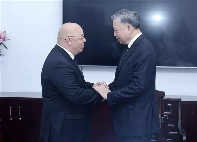 President To Lam receives Algerian Minister of War Veterans and Rights Holders Laid Rebiga President To Lam receives Algerian Minister of War Veterans and Rights Holders Laid Rebiga