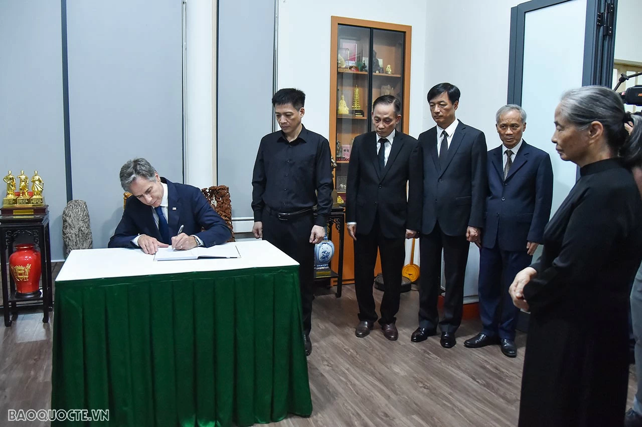 US Secretary of State Blinken offers condolences to family of Party General Secretary Nguyen Phu Trong US Secretary of State Blinken offers condolences to family of Party General Secretary Nguyen Phu Trong