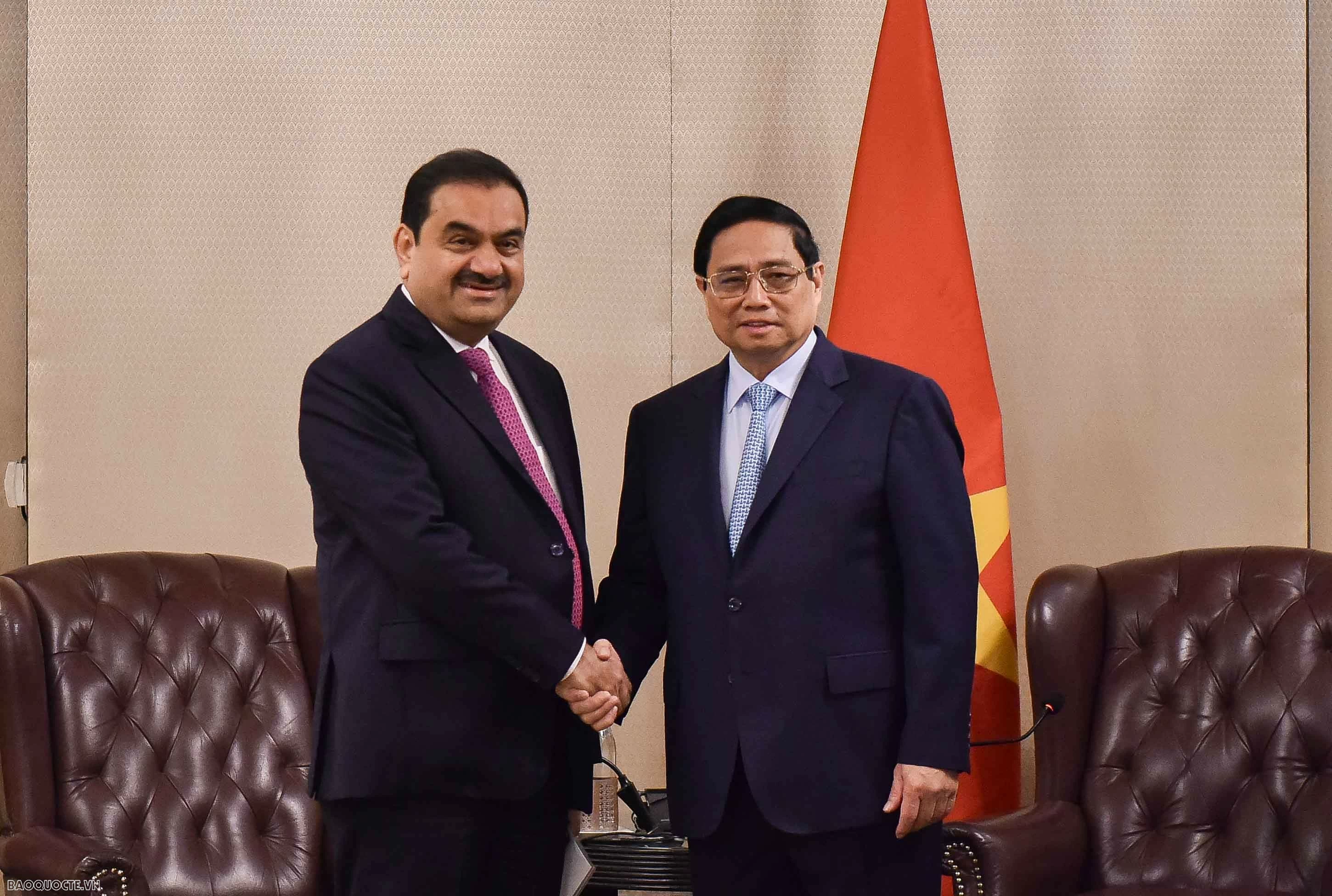 Prime Minister calls for Indian investments to big, high-tech projects Prime Minister calls for Indian investments to big, high-tech projects