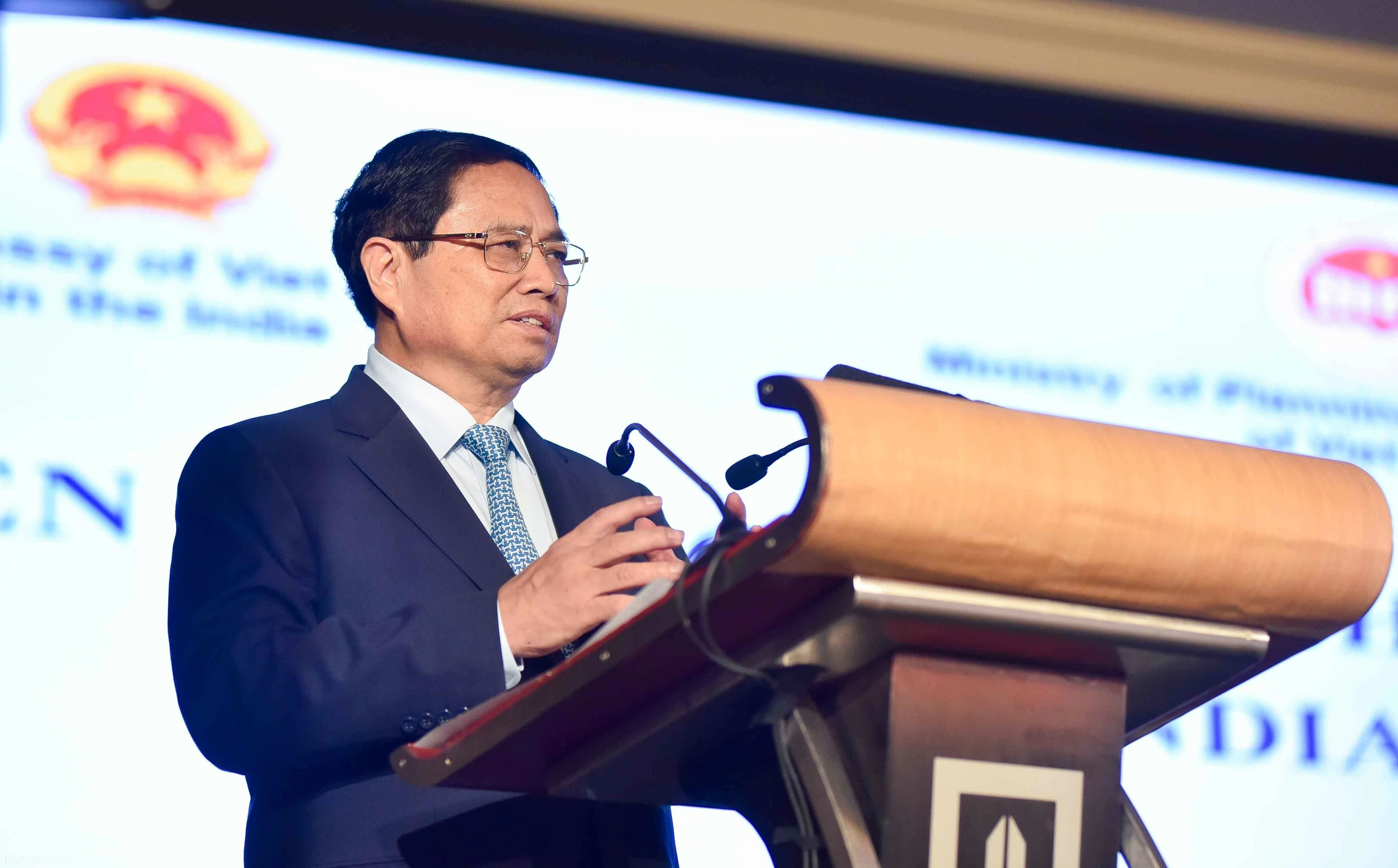 PM Pham Minh Chinh attends Business Forum urging to raise two-way trade to 20 billion USD PM Pham Minh Chinh attends Business Forum urging to raise two-way trade to 20 billion USD