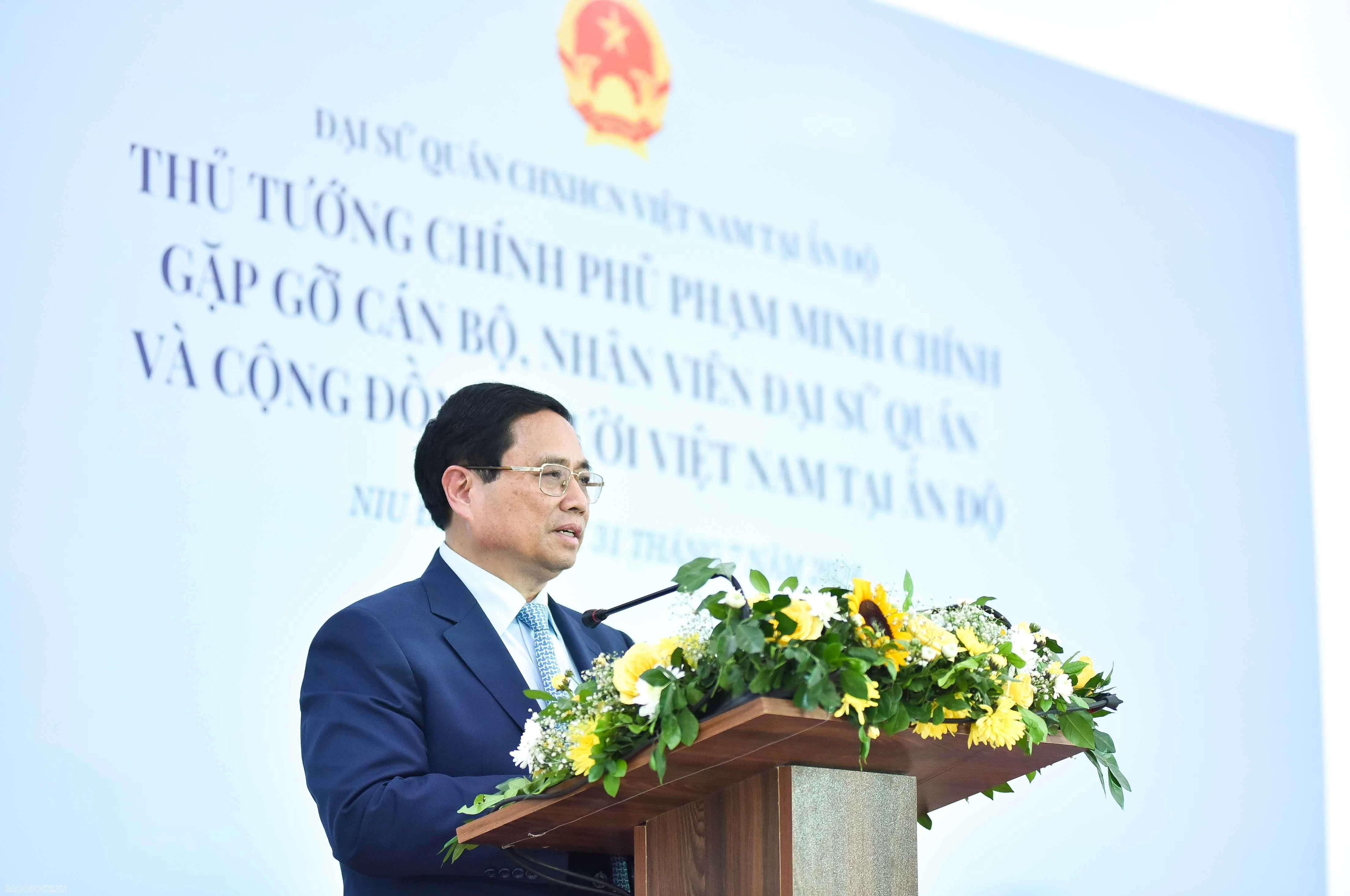 PM Pham Minh Chinh pays tribute to President Ho Chi Minh in New Delhi PM Pham Minh Chinh pays tribute to President Ho Chi Minh in New Delhi