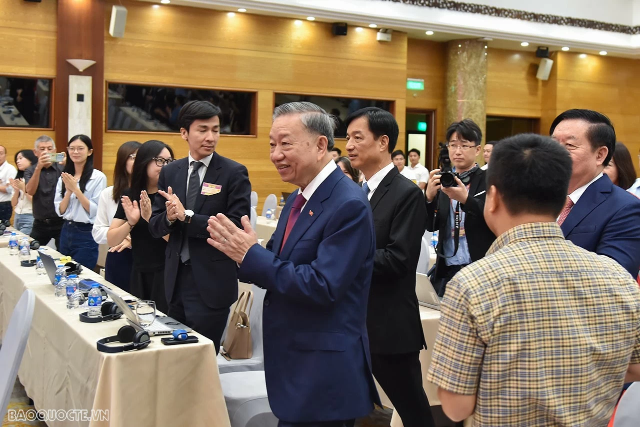 Party Central Committee elects Politburo member and President To Lam as Party General Secretary Party Central Committee elects Politburo member and President To Lam as Party General Secretary