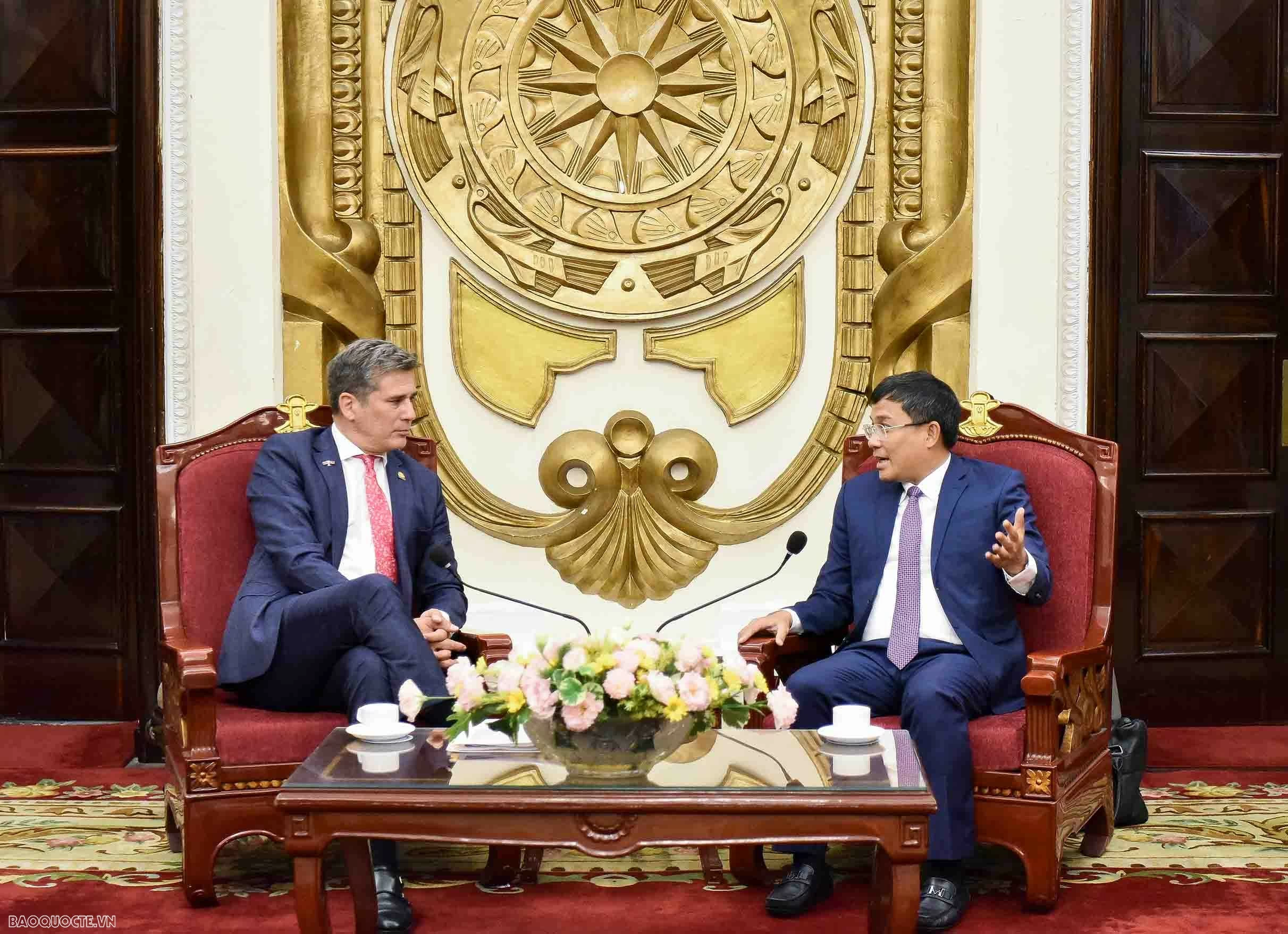 Thứ trưởng Thường trực Bộ Ngoại giao đã có buổi tiếp và làm việc với Bộ trưởng Ngoại thương Cộng hòa Costa Rica Manuel Tovar. (Ảnh: Nguyễn Hồng) Thứ trưởng Thường trực Bộ Ngoại giao đã có buổi tiếp và làm việc với Bộ trưởng Ngoại thương Cộng hòa Costa Rica Manuel Tovar. (Ảnh: Nguyễn Hồng)