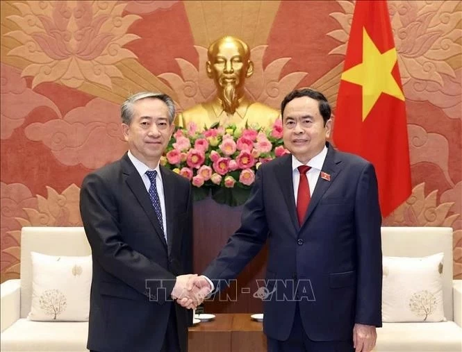 NA Chairman Tran Thanh Man hosts outgoing Chinese Ambassador Xiong Bo NA Chairman Tran Thanh Man hosts outgoing Chinese Ambassador Xiong Bo