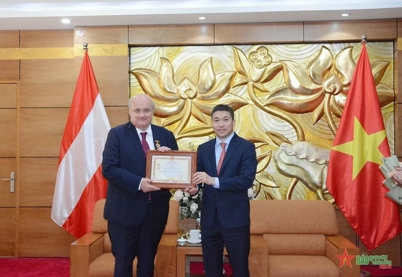 Austrian Ambassador Hans-Peter Glanzer honoured with friendship medal Austrian Ambassador Hans-Peter Glanzer honoured with friendship medal
