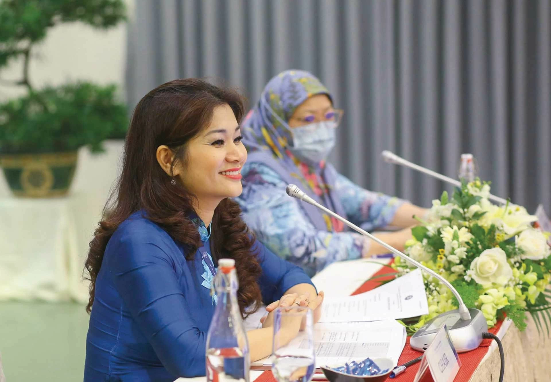 Bà Nguyễn Phương Hòa, Cục trưởng Cục Hợp tác quốc tế, Bộ Văn hoá, Thể thao và Du lịch. Bà Nguyễn Phương Hòa, Cục trưởng Cục Hợp tác quốc tế, Bộ Văn hoá, Thể thao và Du lịch.