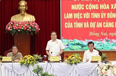 NA leader demands accelerating key development projects in Dong Nai NA leader demands accelerating key development projects in Dong Nai