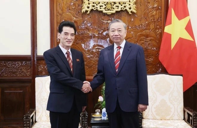 President To Lam receives newly accredited Ambassadors of Argentina, Algeria, Germany, DPRK, Sweden President To Lam receives newly accredited Ambassadors of Argentina, Algeria, Germany, DPRK, Sweden