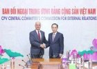 Party Secretary Le Hoai Trung chairs talks with leader of Portuguese Communist Party