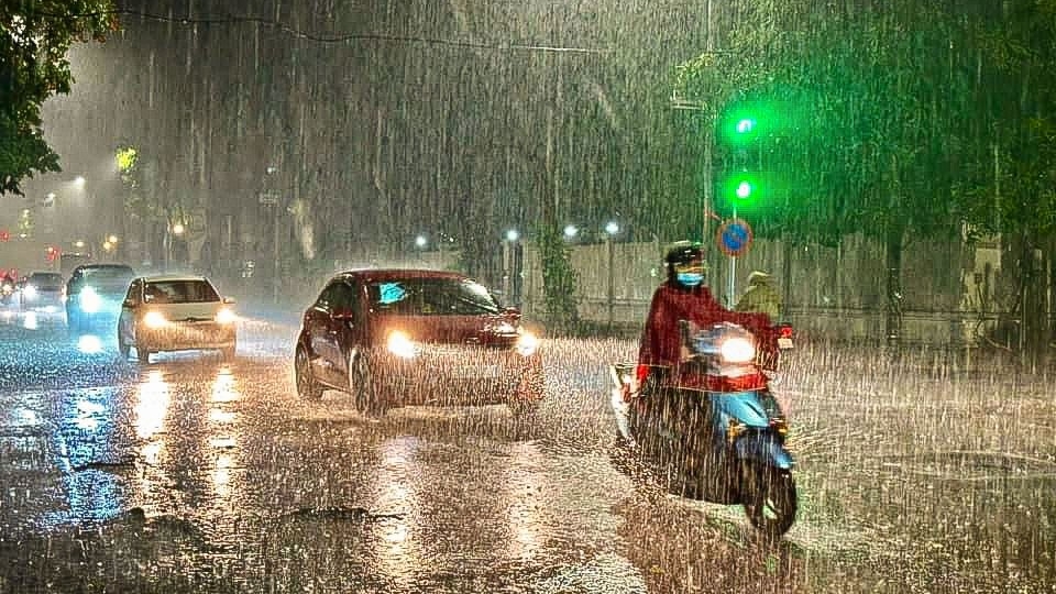 Cold front to bring heavy rain to Northern Vietnam, starting October 13