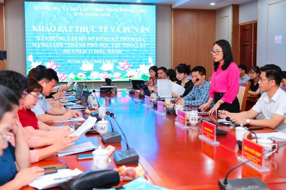 Ha Long city prepares to join UNESCO's global network of learning cities Ha Long city prepares to join UNESCO's global network of learning cities