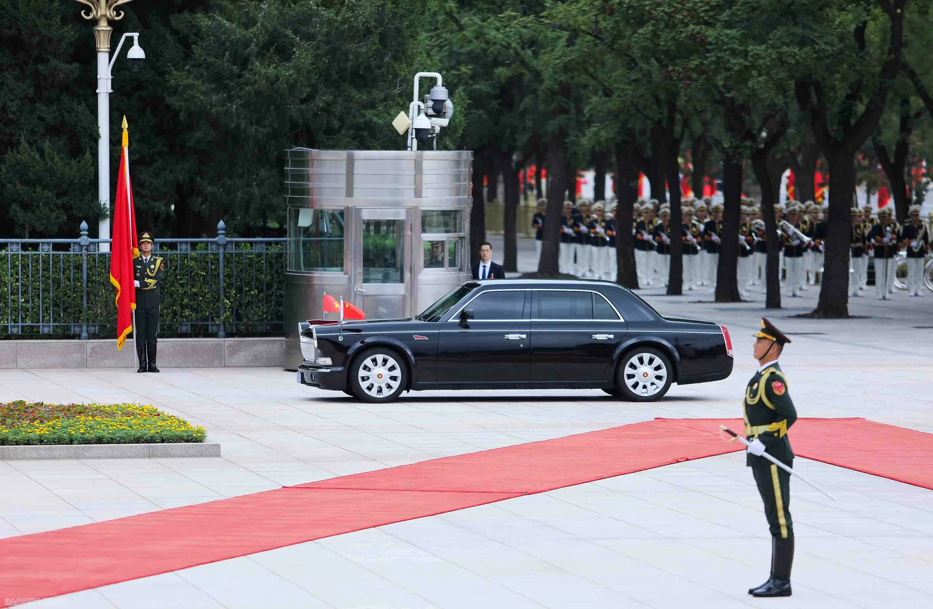Welcome cermony with 21 Gun salute held for General Secretary, President To Lam on State visit to China Welcome cermony with 21 Gun salute held for General Secretary, President To Lam on State visit to China