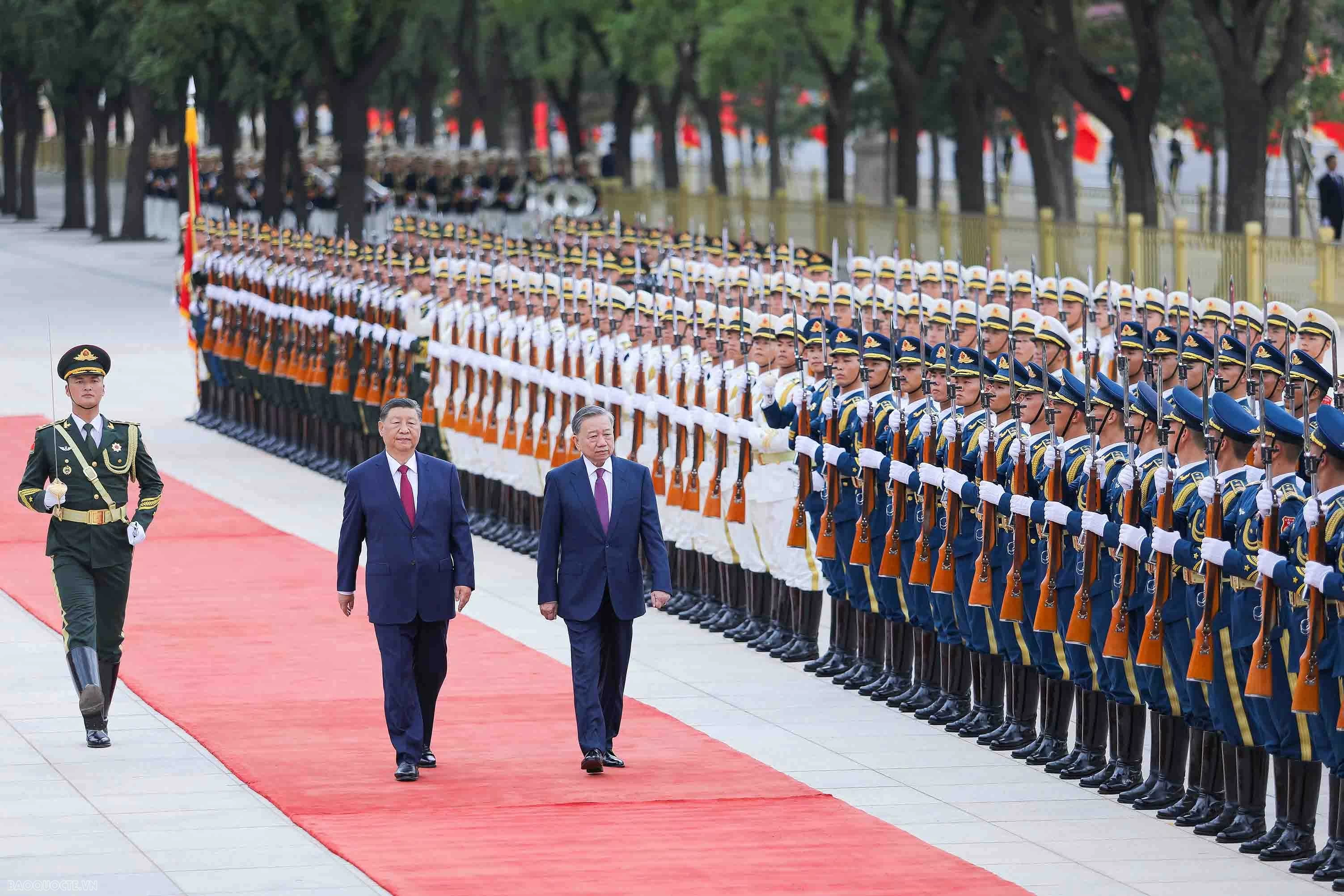 Welcome ceremony with 21-gun salute held for General Secretary, President To Lam on state visit to China Welcome ceremony with 21-gun salute held for General Secretary, President To Lam on state visit to China