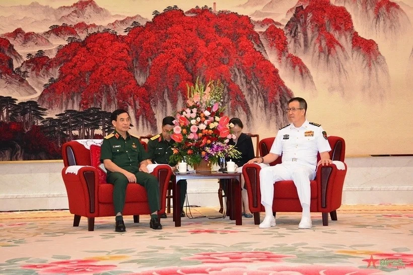Vietnam, China Defence Ministers have a meeting in Beijing Vietnam, China Defence Ministers have a meeting in Beijing