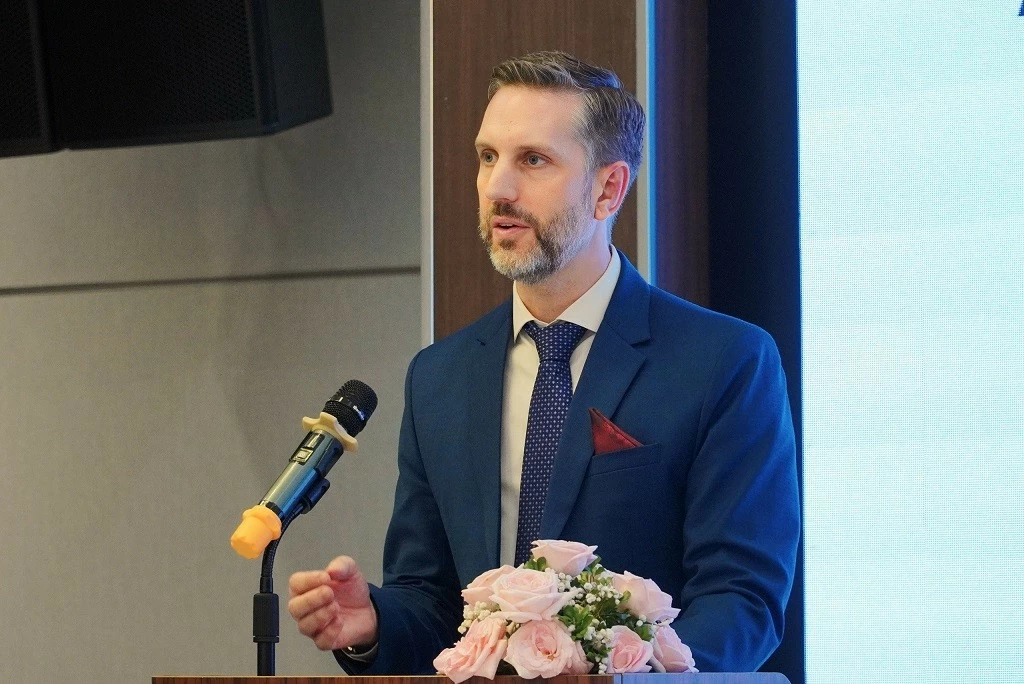 Opening every door: A united call to support survivors of gender-based violence in Southeast Asia Opening every door: A united call to support survivors of gender-based violence in Southeast Asia