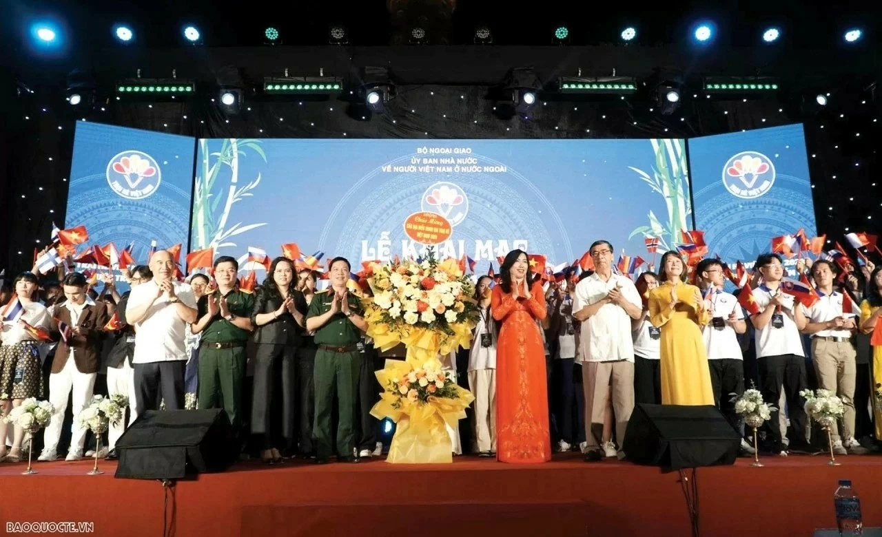 Overseas Vietnamese events create open space for OVs to join hands in national development: Deputy FM Overseas Vietnamese events create open space for OVs to join hands in national development: Deputy FM
