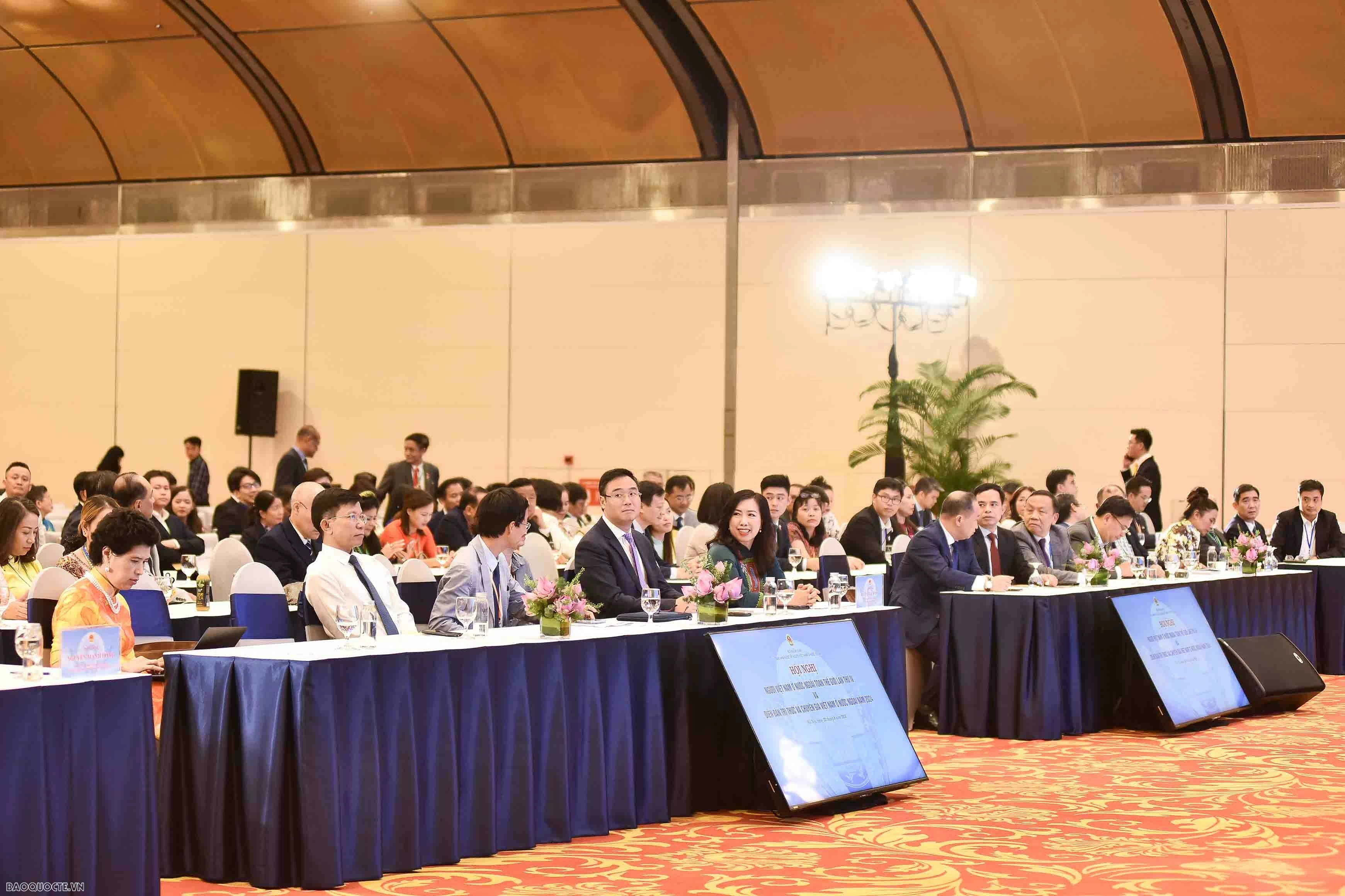 4th World Conference of Overseas Vietnamese wraps up in Hanoi 4th World Conference of Overseas Vietnamese wraps up in Hanoi