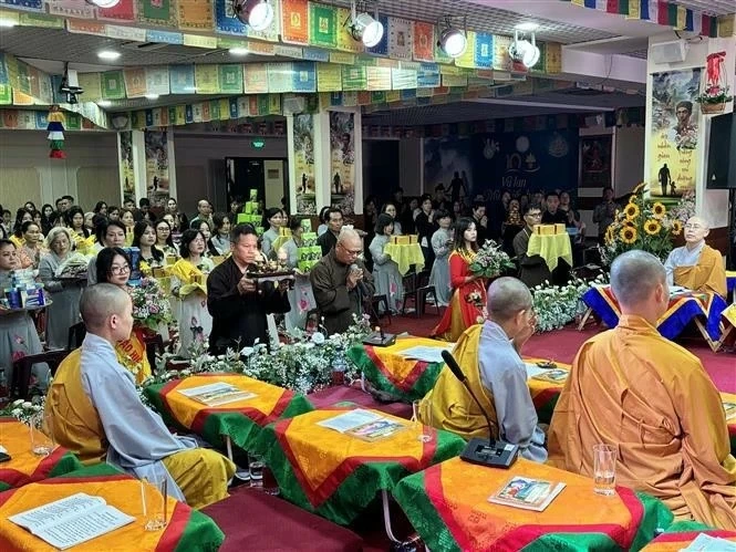 Vietnamese in Russia hold Vu Lan festival Vietnamese in Russia hold Vu Lan festival