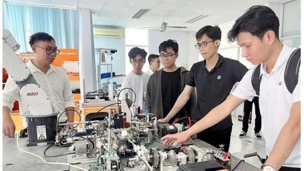 Vietnam integrates into global semiconductor supply chain